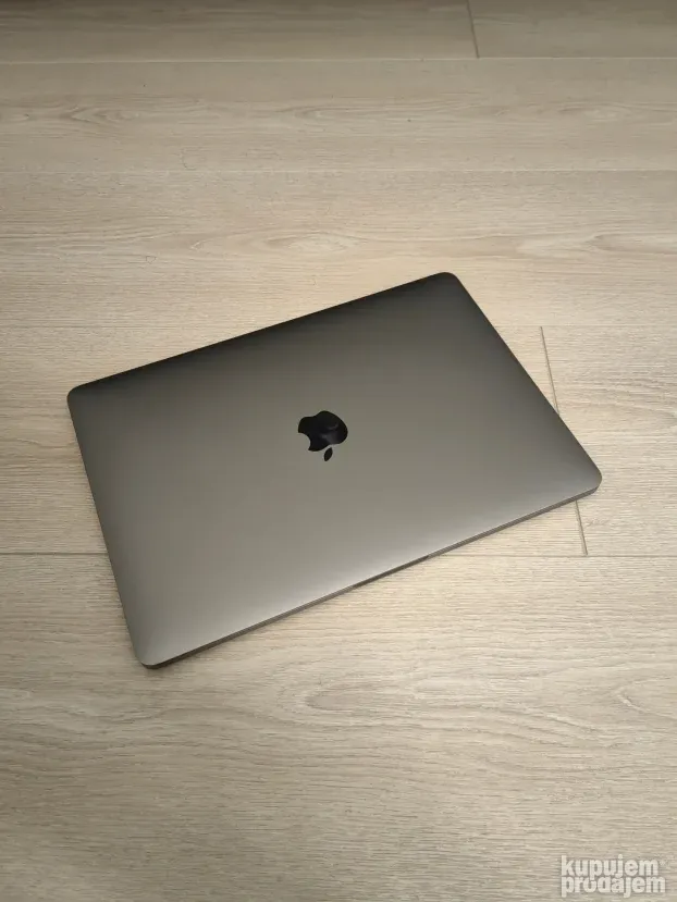 Macbook Pro 13 2019 i5 16gb 500gb
