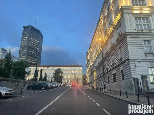 Admirala Geprata, Balkanska, 3.0 trosoban, 60 m²