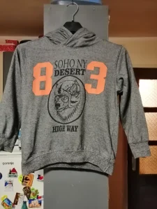 Sivi duks sa kapuljačom za dečaka od 10 godina