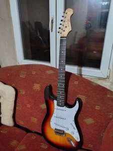 Rocktile Stratocaster