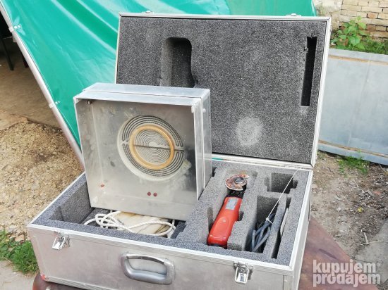 Alat za skidanje keramičkih pločica bez obijanja