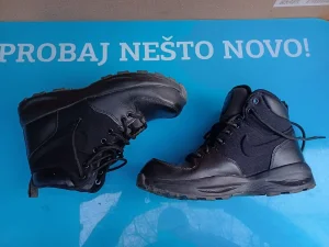 Nike duboka patika br  38.5 lagana udobna vrh original