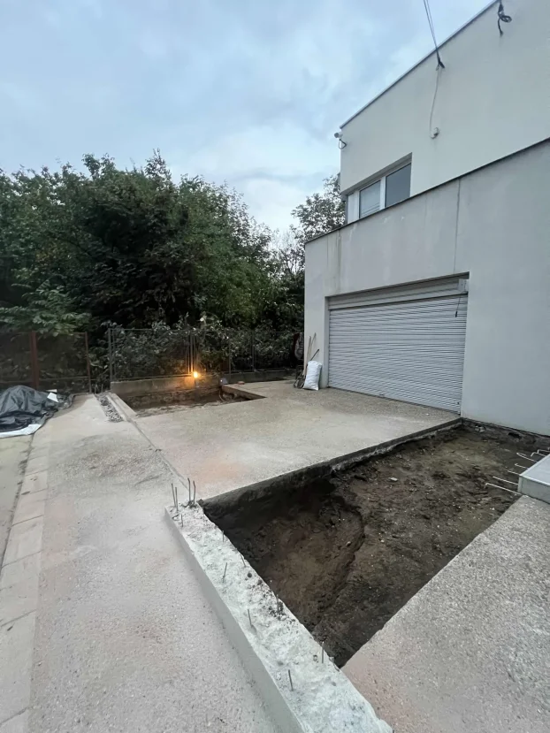 Rusenje objekata, zidova i odvoz suta