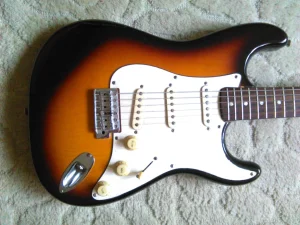 Fender Strat sa velikom glavom Rucni Rad