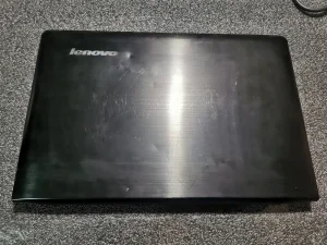 Kuciste ekrana panela za  Lenovo Ideapad Y500 Y510 Y510P