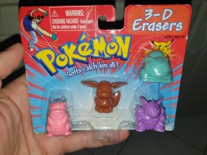 Skolske gumice /Nintendo/ Pokemon Official 1999