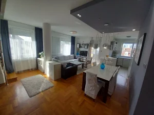 Šestosoban - 144m2 - Spens! -515744