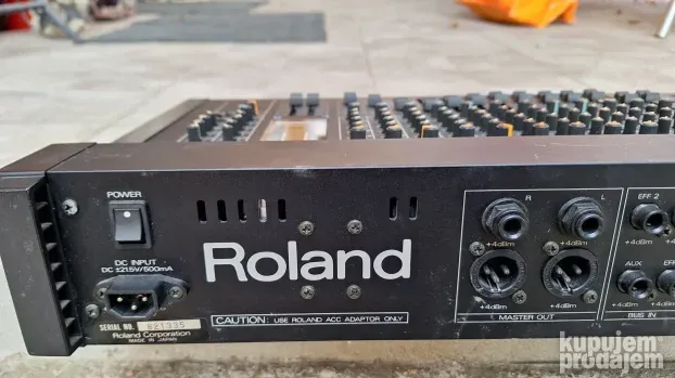 Roland M-240 24-channel Desktop Line Mixer - KupujemProdajem