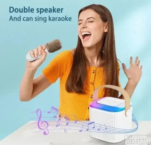 mini karaoke zvucnik i mikrofon