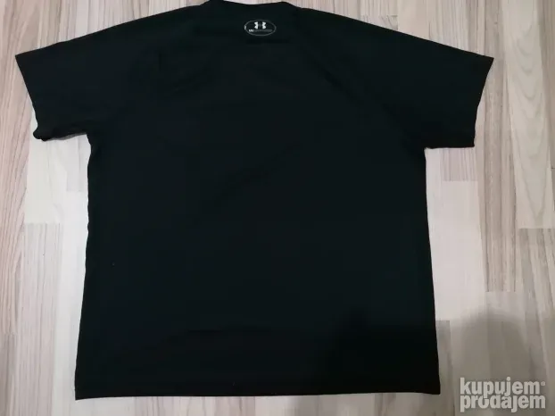 8143 - UNDER ARMOUR majica L/XL Org TOP