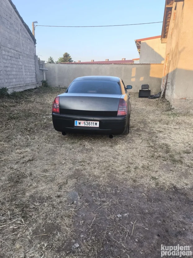 2009 Chrysler 300C 