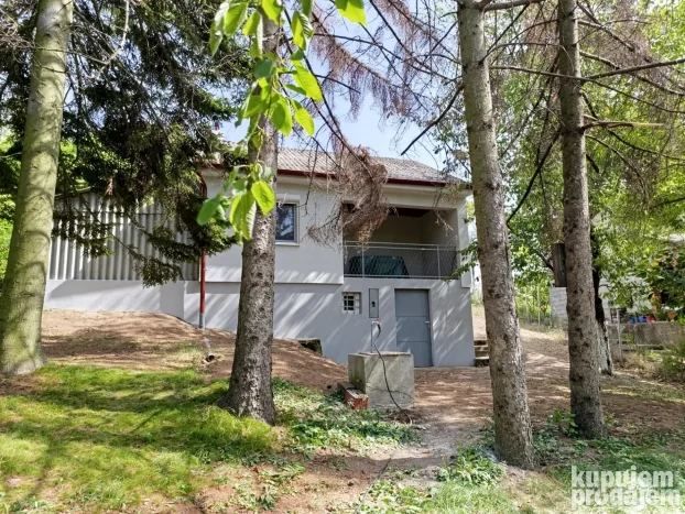 Fruška gora - Banstol, Inđija, Maradik, 2.0 dvosobna, 69 m²