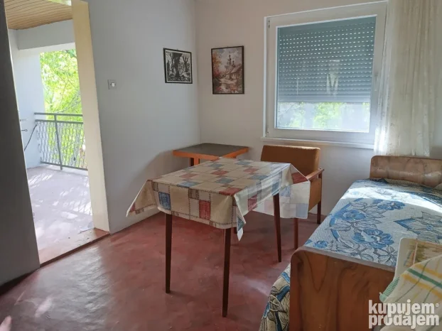 Fruška gora - Banstol, Inđija, Maradik, 2.0 dvosobna, 69 m²