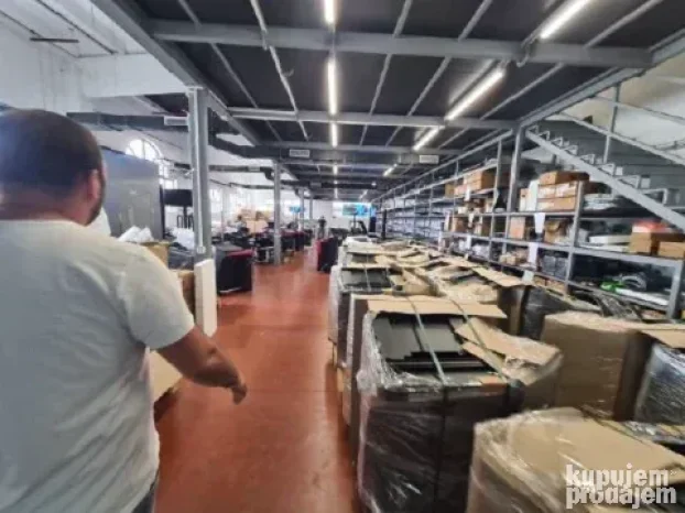 Vazduhoplovaca bb, Aerodrom, 956 m²