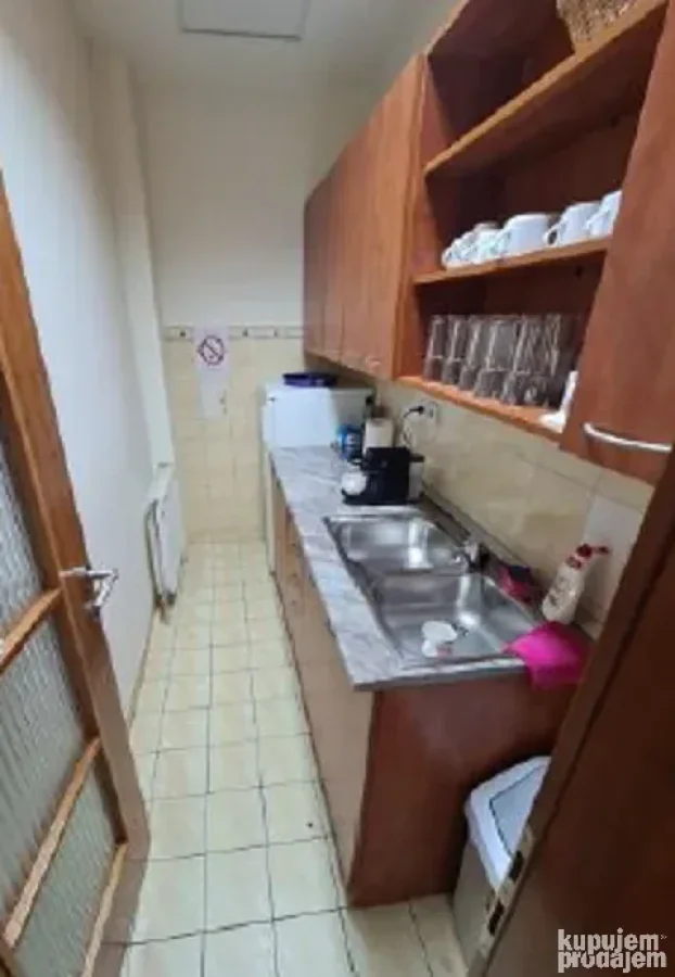 Vazduhoplovaca bb, Aerodrom, 956 m²