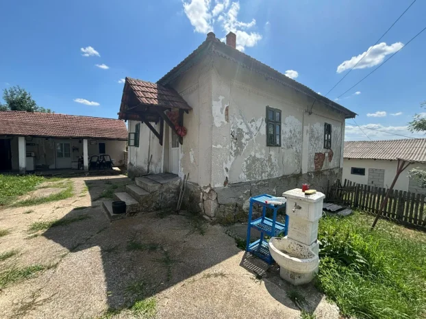 Aranđelovac, Misača, 3.0 trosobna, 60 m²