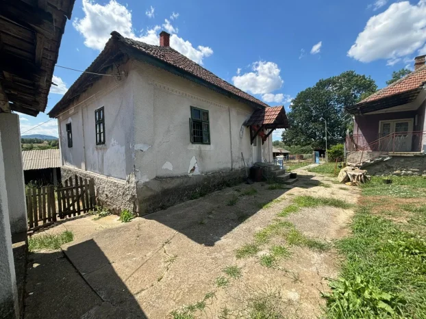 Aranđelovac, Misača, 3.0 trosobna, 60 m²