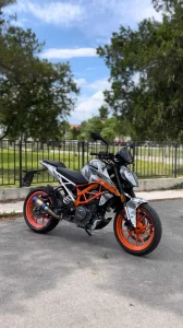 KTM duke 390