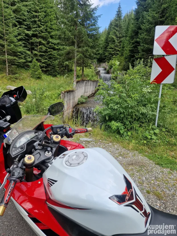 Honda cbr 600 f