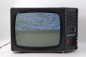 Ei Niš Minimatic Luxe retro televizor 32cm