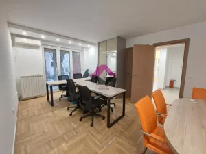 Udbinska, Banovo brdo, 5+ petosobna, 142 m²