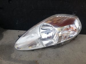 Grande punto far levi