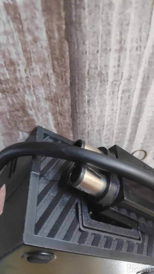 Microsoft Xbox One strujni adapter original za konzolu