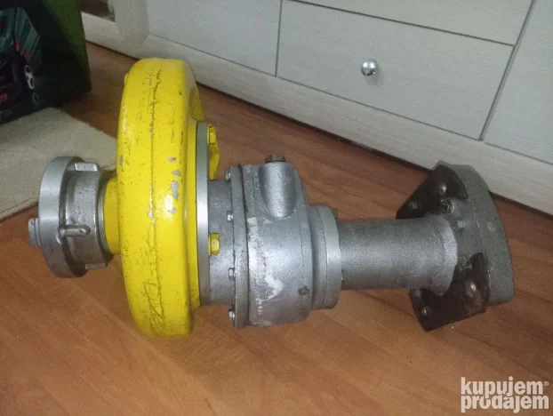 Pumpa za vodu traktorska AM 1200