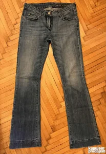 Ženske farmerke LEGEND