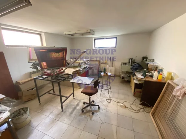 Telep, 5+ petosobna, 300 m²