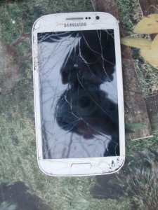 mobilni samsung grand neo gt-i9060 neispravan