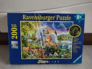 Ravensburger puzzle 200 xxl premium Jednorog