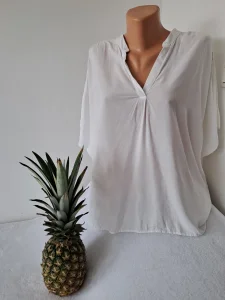 S.OLIVER viskozna bela bluza vel 44