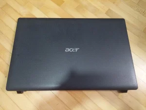 Kuciste ekrana za Acer Aspire 7750g