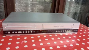 Philips DVD VCR Player  DVP 3350V