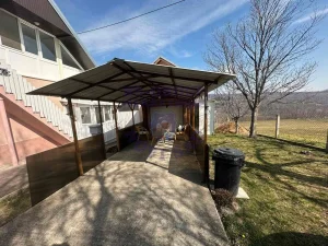 Sremska Mitrovica, Bešenovački Prnjavor, 3.0 trosobna, 71 m²