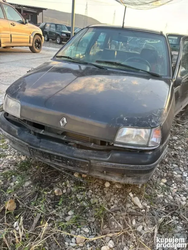 1992 Renault Clio