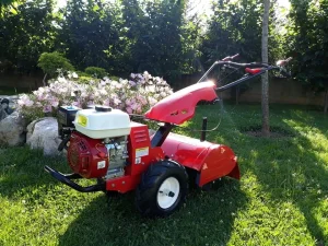 Motokultivator 7ks sa vucnom frezom