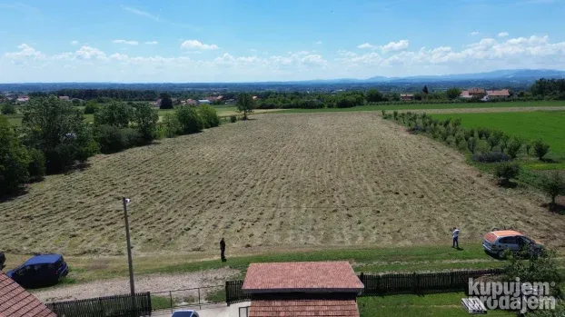 Medjuluzje, Gradjevinski placevi