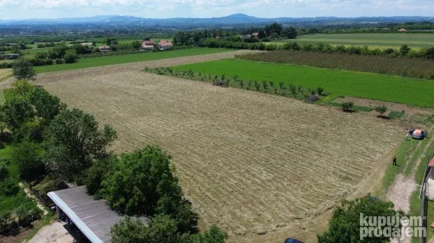 Medjuluzje, Gradjevinski placevi