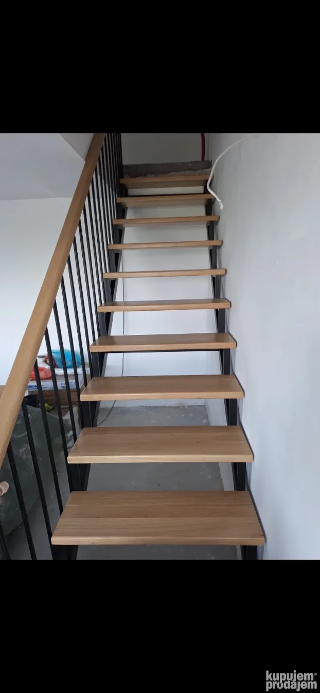 Stepenista metal drvo po vasoj meri