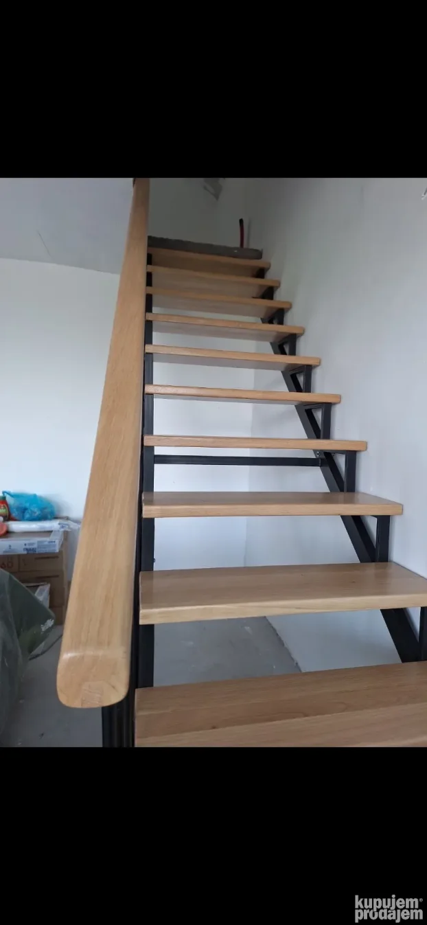 Stepenista metal drvo po vasoj meri