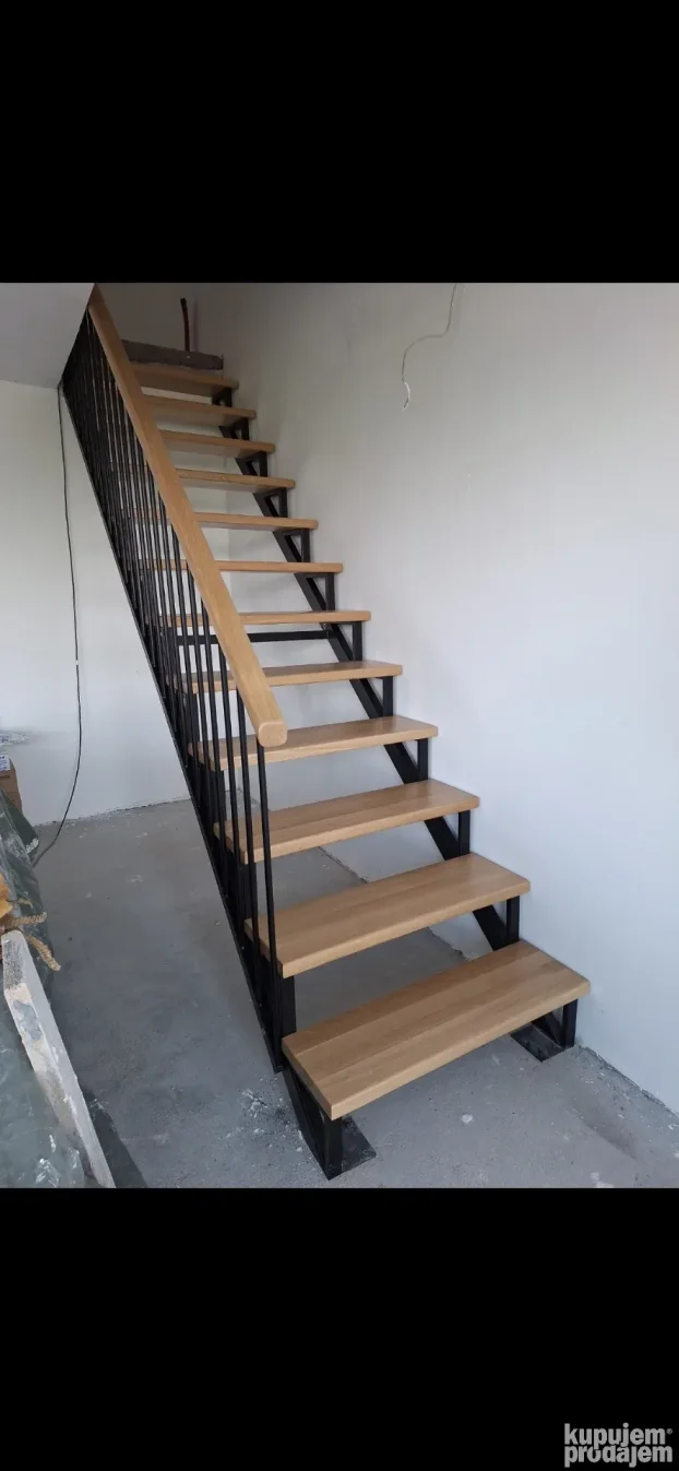 Stepenista metal drvo po vasoj meri