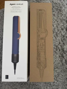 Dyson airstrait