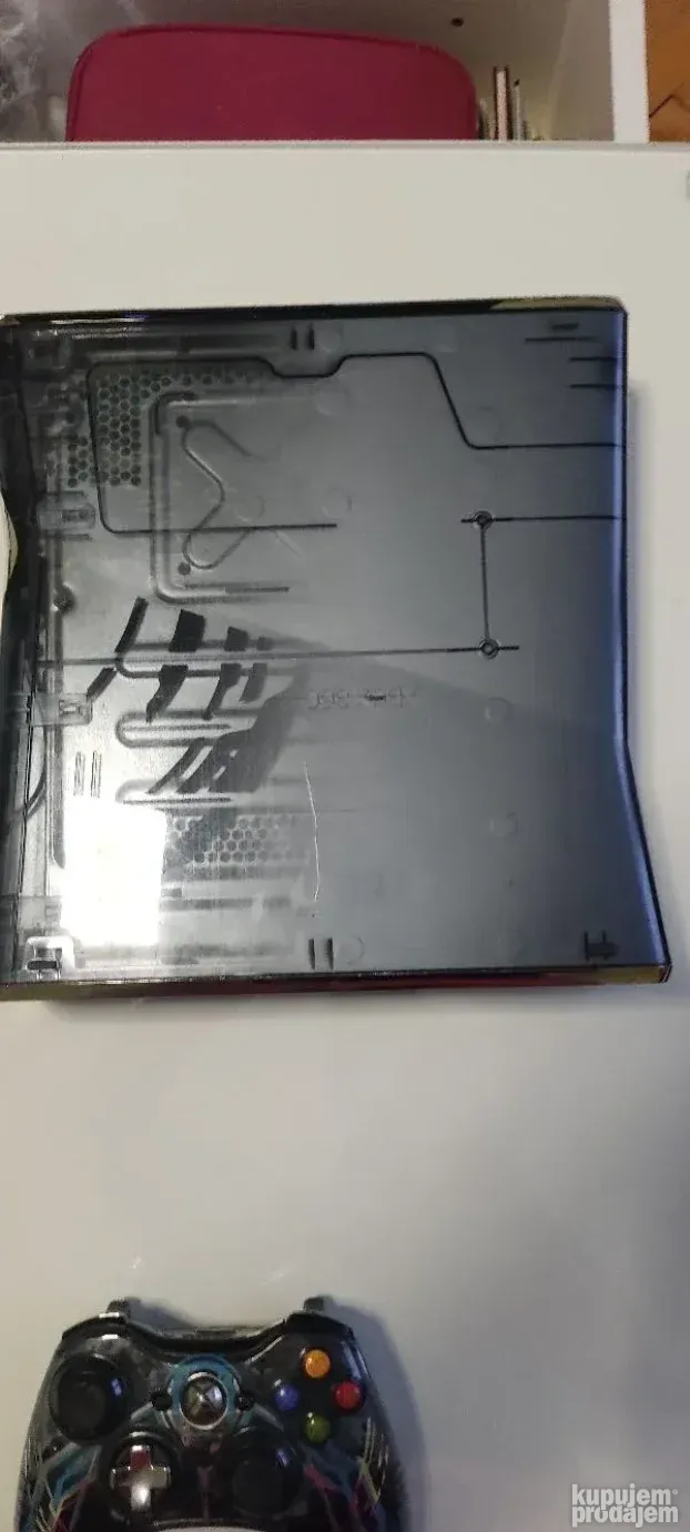 Xbox 360 HALO4 slim konzola