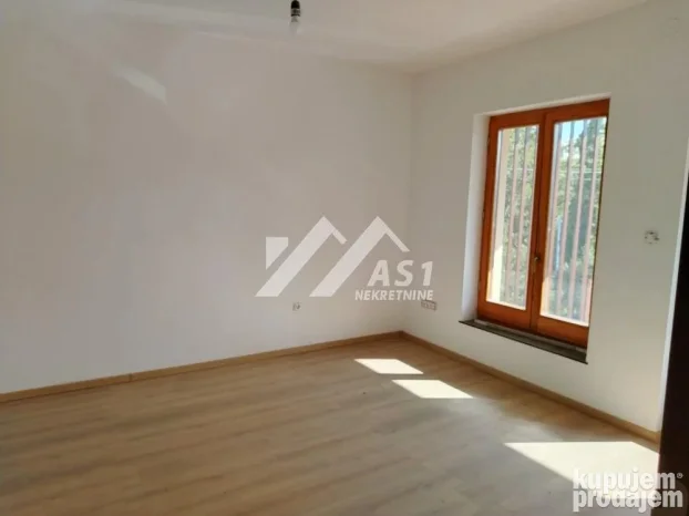 Avijatičarska, Avijatičarsko naselje, 5+ petosobna, 268 m²