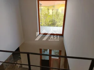 Avijatičarska, Avijatičarsko naselje, 5+ petosobna, 268 m²