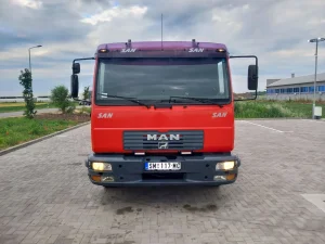 Kamion Man LE8