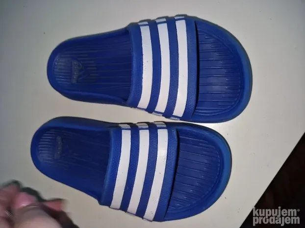 Adidas papuce ug 16 cm