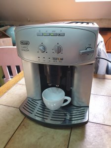 Automatski espresso aparat Delonghi Caffe Corso silver